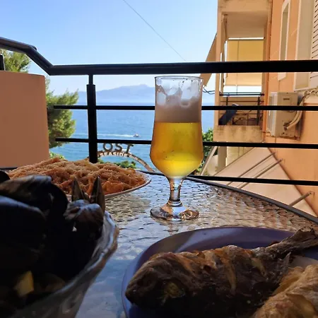 Victoria By The Sea * Sarande